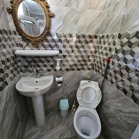 Melanur Проживание в семье