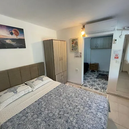 Privatunterkunft Melanur